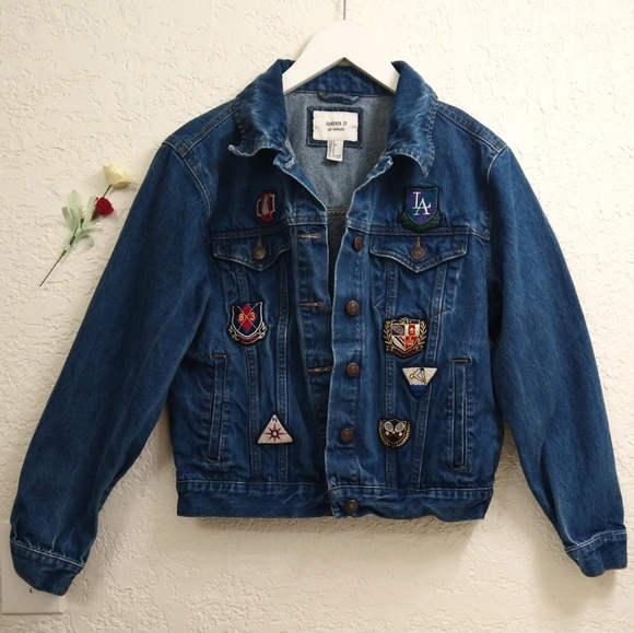 Forever 21 Jackets & Blazers - Forever 21 Jean Jacket With Patches Size Small